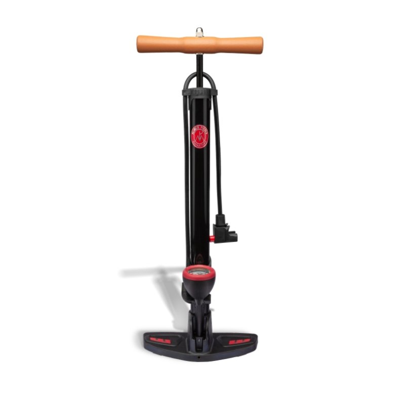 MP fodpumpe i st�l med tr�h�ndtag og manometer FV/DV/AV 11 bar