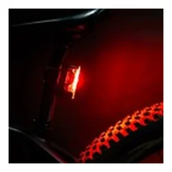 Lezyne Strip Drive 300+ baglygte USB-C opladning 300 lumen