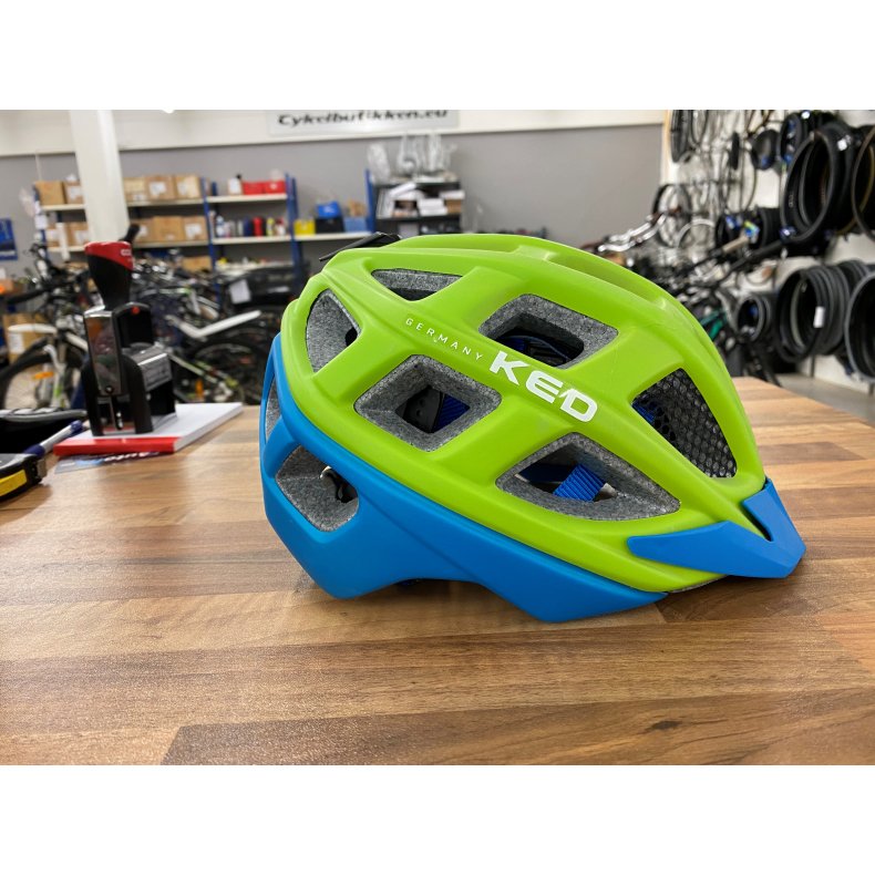 Ked Hjelm Gr�n med bl�